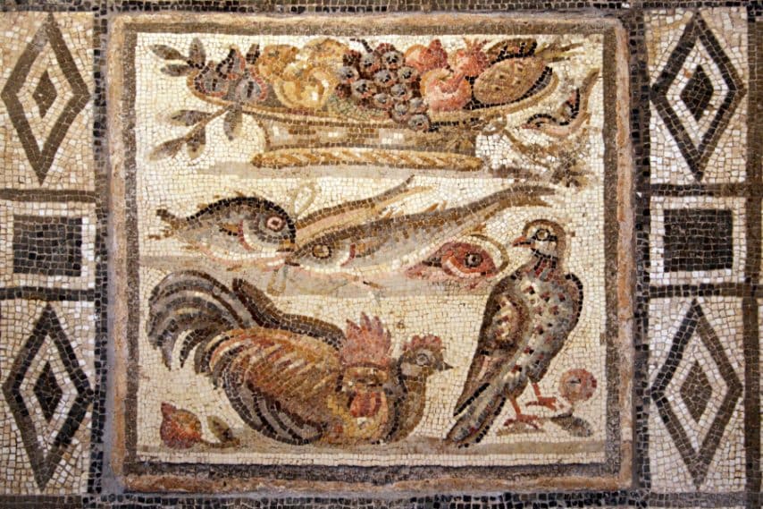 Mosaico romano con pesce, frutta e cacciagione